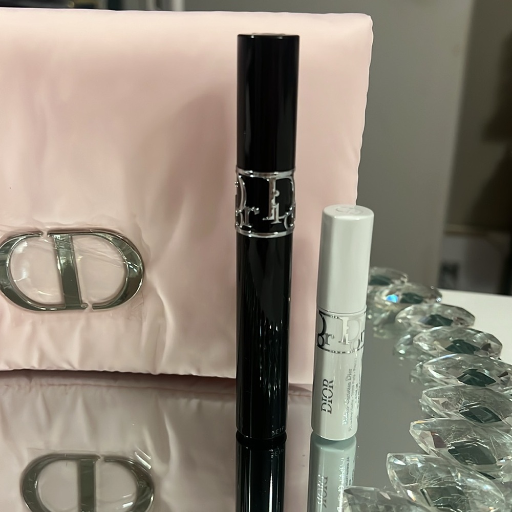 Dior Lip Gloss and Balm Set with Pink Pouch - Picture 3 of 4
